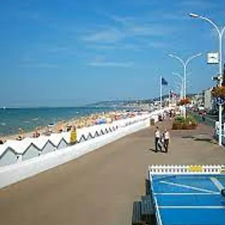 2 Pieces Avec Balcon Et Parking Proche - Fr-1-712-81