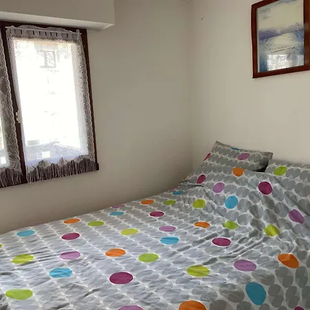 2 Pieces Avec Balcon Et Parking Proche - Fr-1-712-81 Feriehus